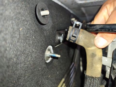 Chery Tiggo 2 – revisión de manguera de refrigerante – electromecánico a domicilio en Santiago
